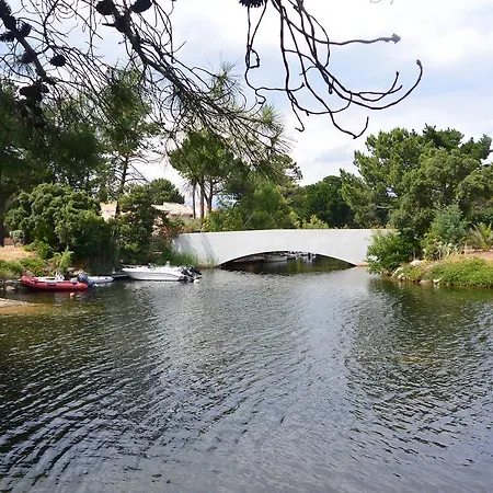 San Ciprianu Villa *