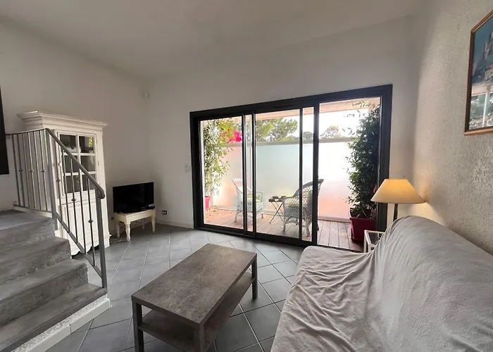 San Ciprianu Вілла